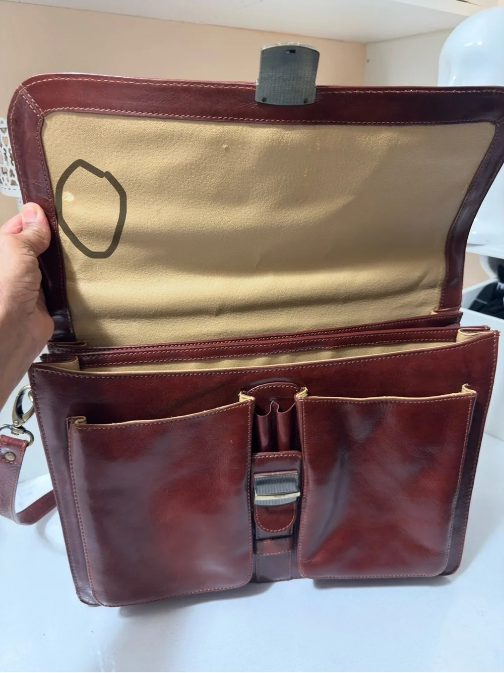 Leather Briefcase Messenger Bag in Brown - Classic Professional Carry
